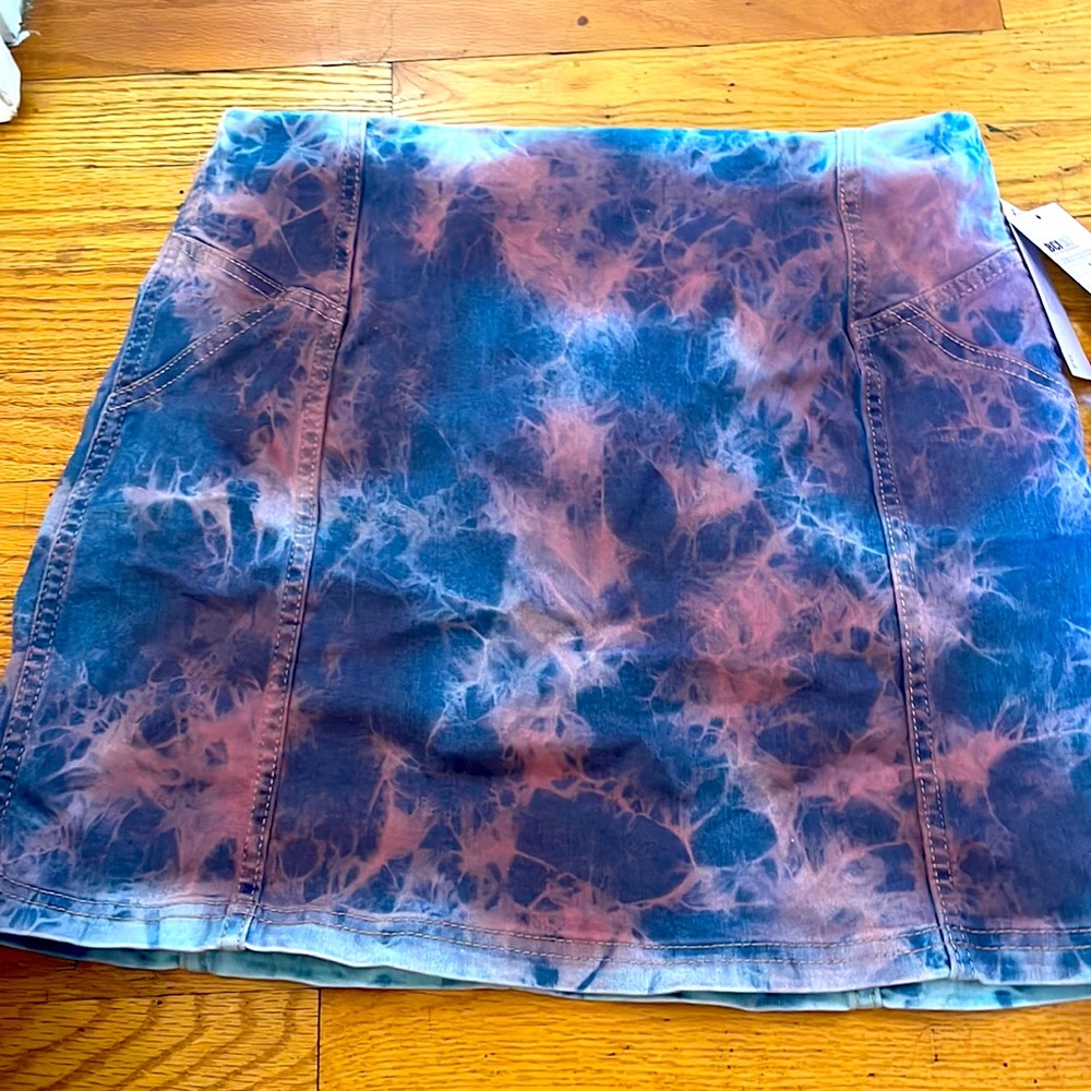 NWT - Wild fable mini skirt acid wash Size 10